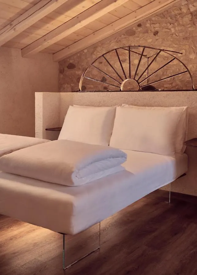 Domus Mea Rooms Caprino Veronese 0*,
